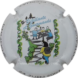 Capsule 2007, Fond blanc