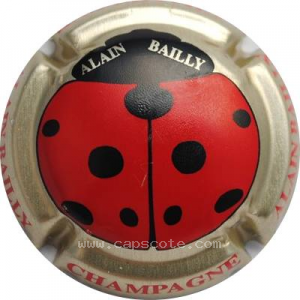 Capsule Coccinelle 9 points, Ecriture rouge sur contour or pâle
