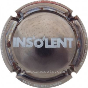 Capsule Insolent, Nickel, Blanc de Noirs sur la jupe