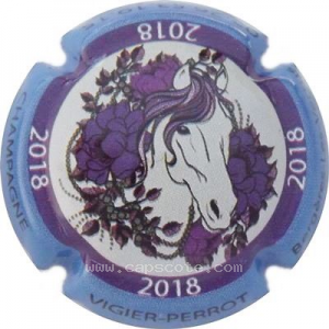Capsule 2018, Cercle violet, jupe bleue