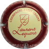 Capsule Lequart Laurent Contour bordeaux, fond crème